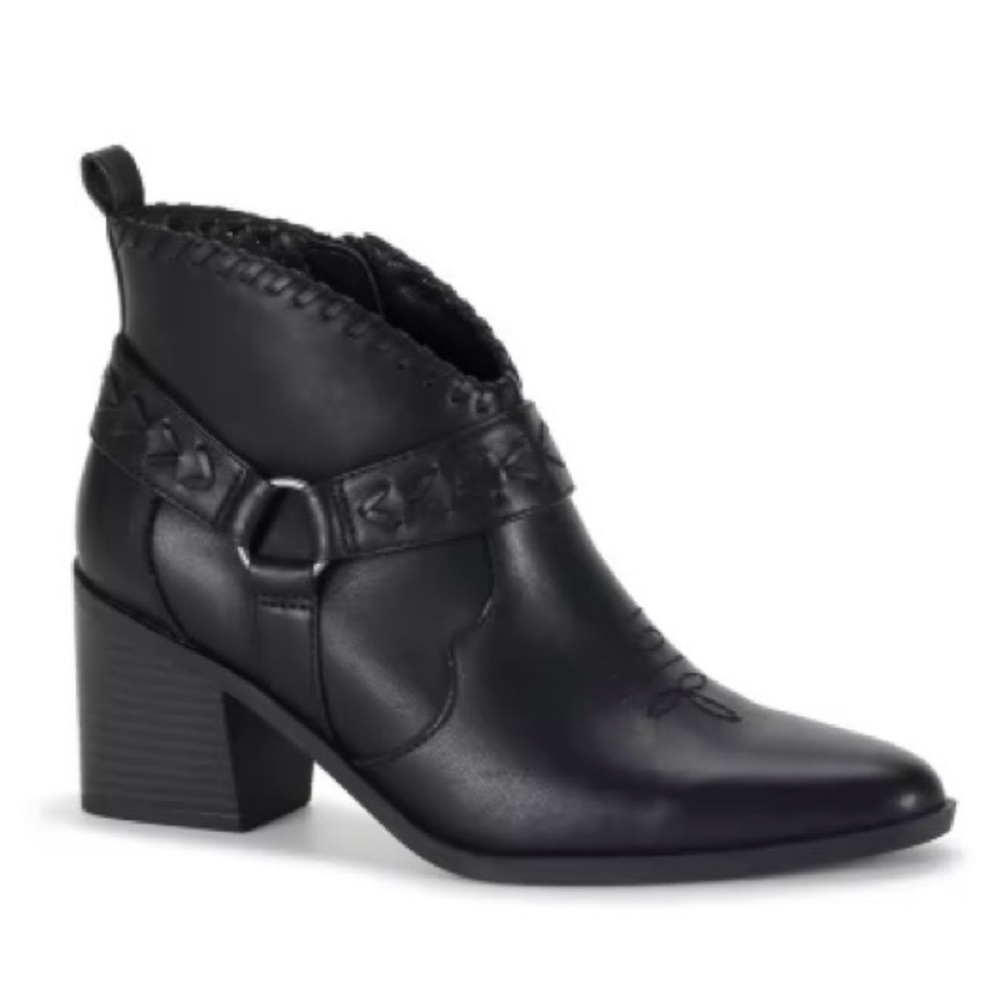 FRYE AND CO. Black Palma Ankle Boots with Brogue Perforations size 6.5 nwt